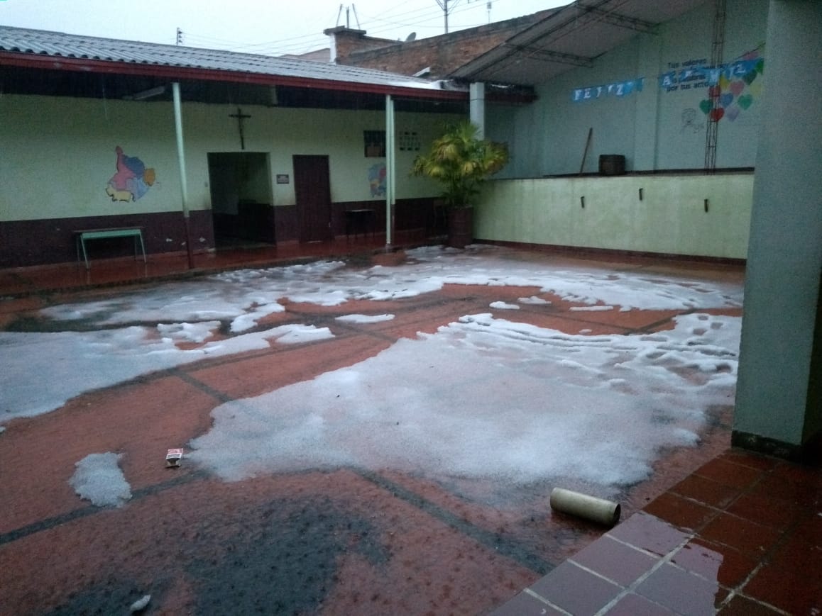  FUERTE AGUACERO DEJA AFECTACIONES EN EL MUNICIPIO DE CARCASÍ SANTANDER, ALCALDE HACE BALANCE DE LA SITUACIÓN