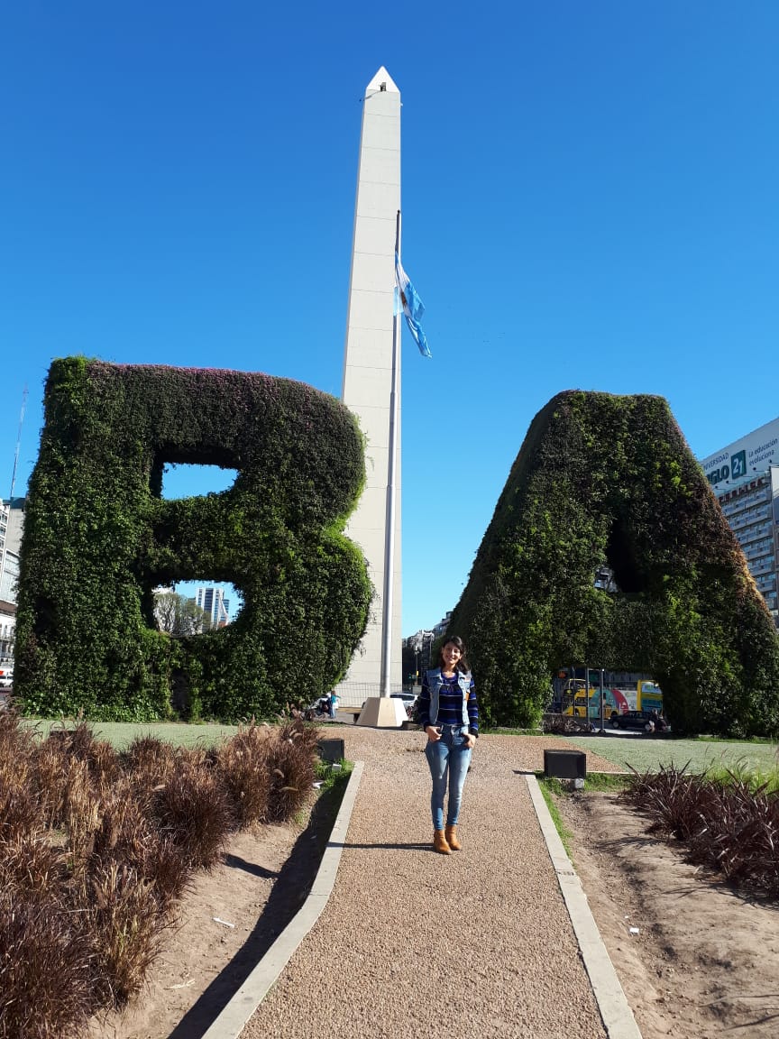  LATINOS EN EL MUNDO, HOY DESDE ARGENTINA CON ESTEFANY CARO GOMEZ.