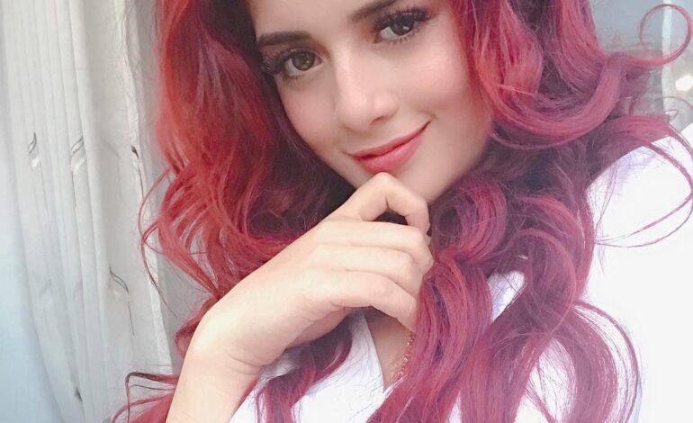  Rafaella, hija de Marbelle, se lanzó como cantante con cover de ‘Dilemma’ y sorprendió con su voz