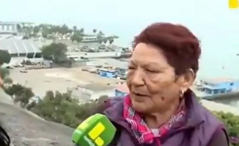  Abuela llevó a su nieto a ver el tsunami porque nunca habían estado en uno